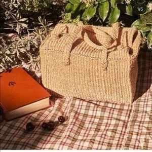 Doen Adrien basket NWT